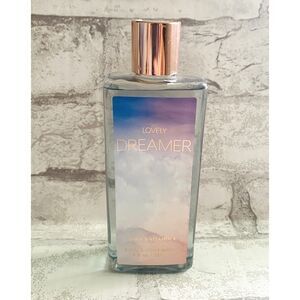 Discontinued Bath & Body Works Lovely Dreamer Shower Gel Sweet Floral Scent